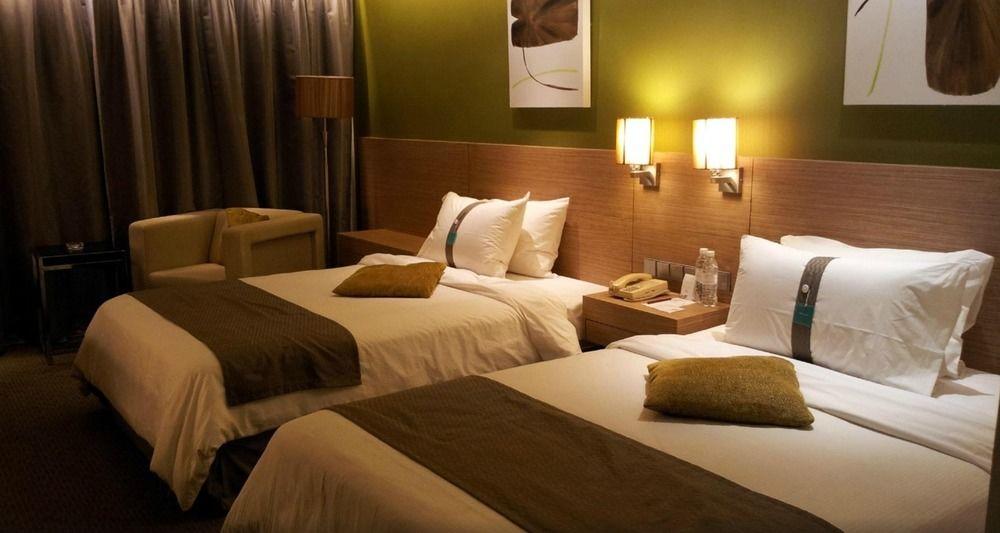 Grand Margherita Hotel Kuching Ngoại thất bức ảnh