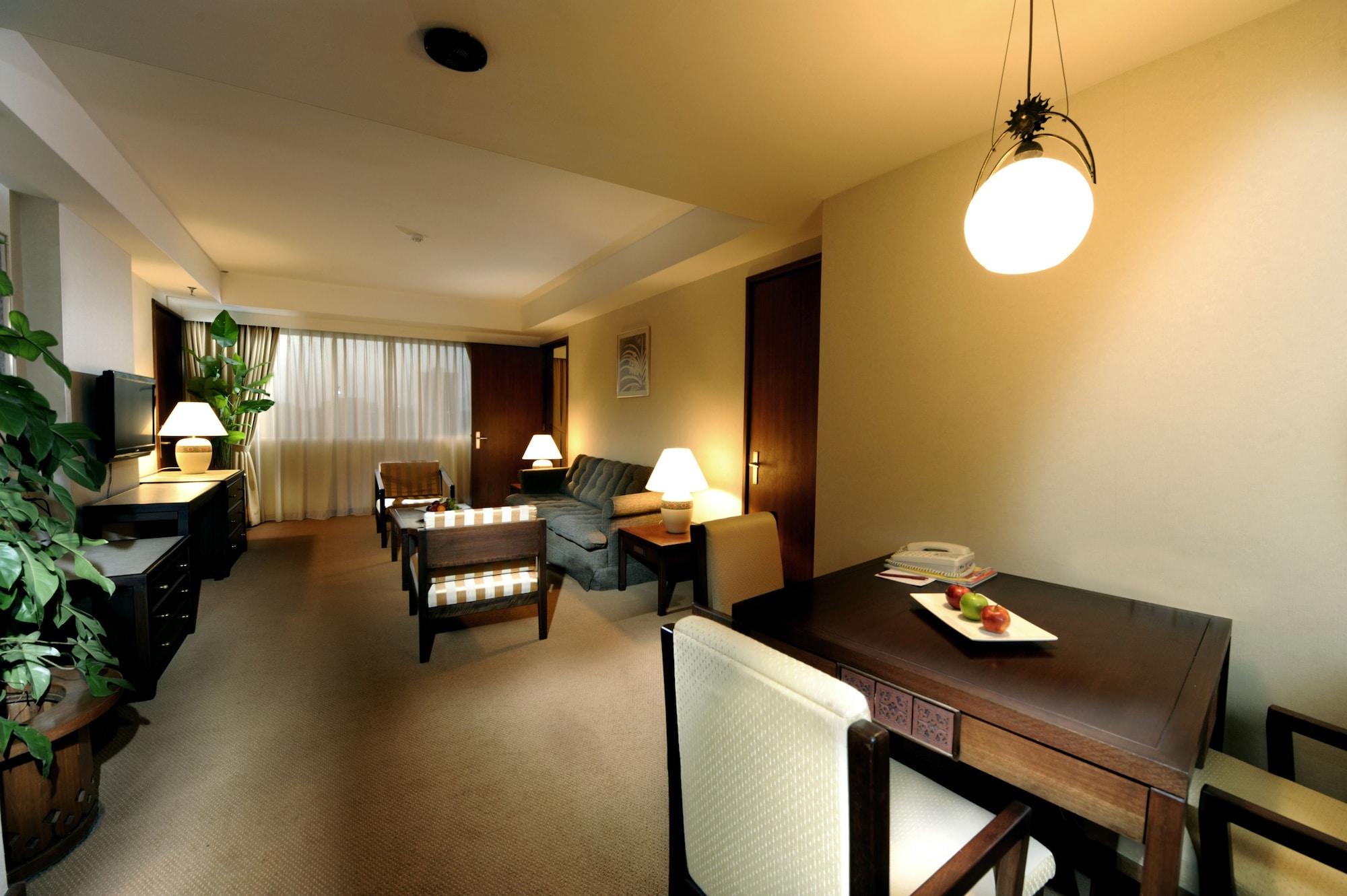 Grand Margherita Hotel Kuching Ngoại thất bức ảnh