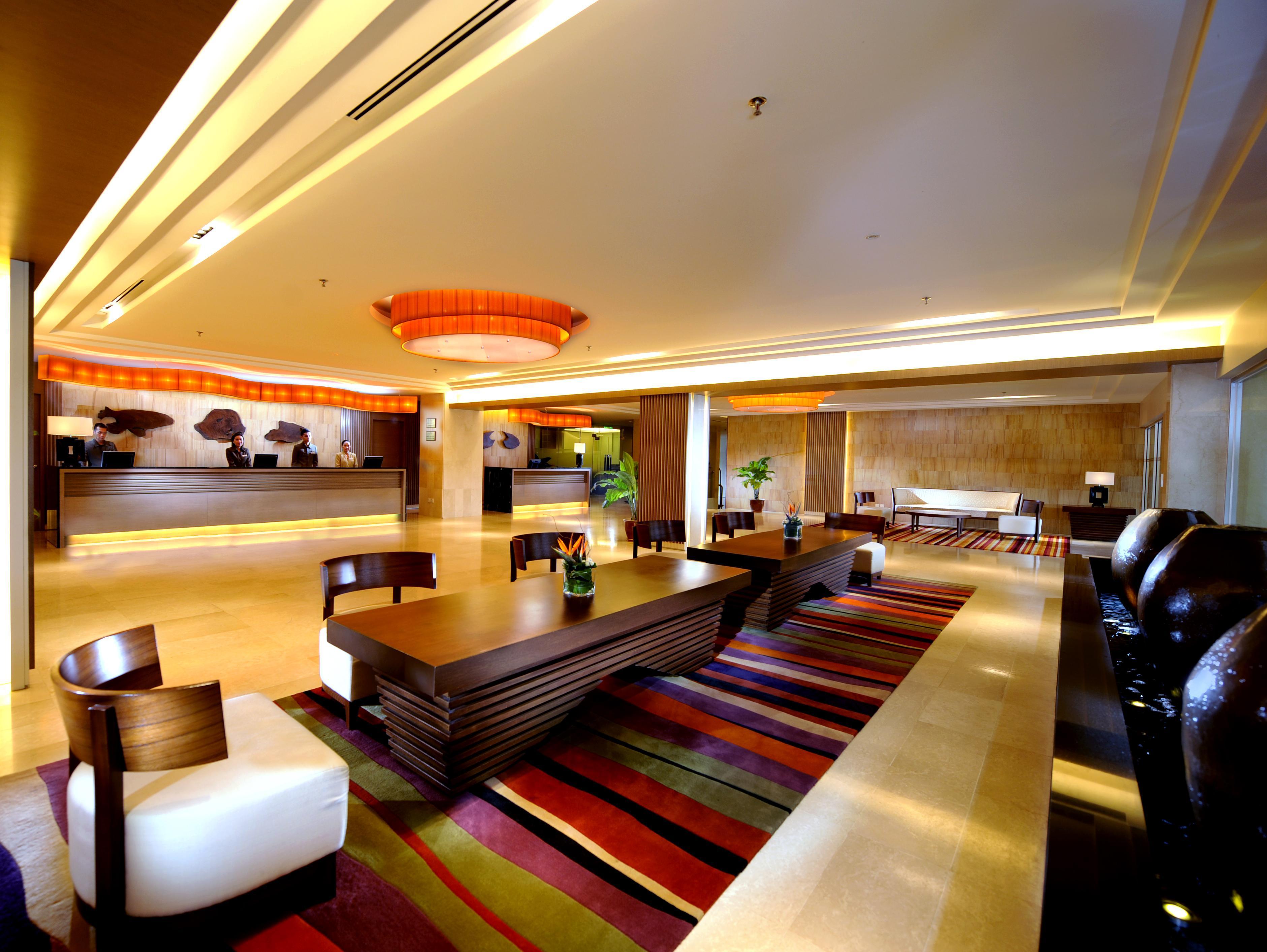 Grand Margherita Hotel Kuching Ngoại thất bức ảnh