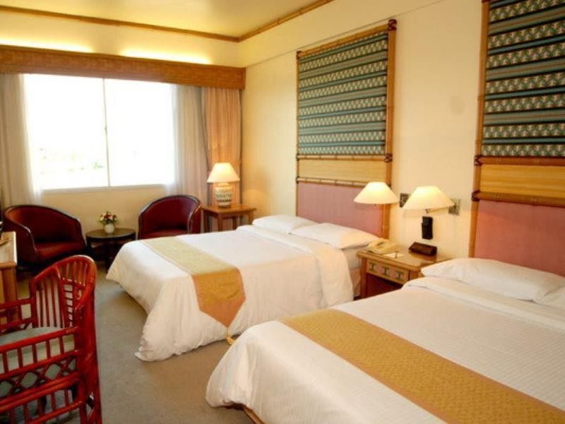 Grand Margherita Hotel Kuching Ngoại thất bức ảnh